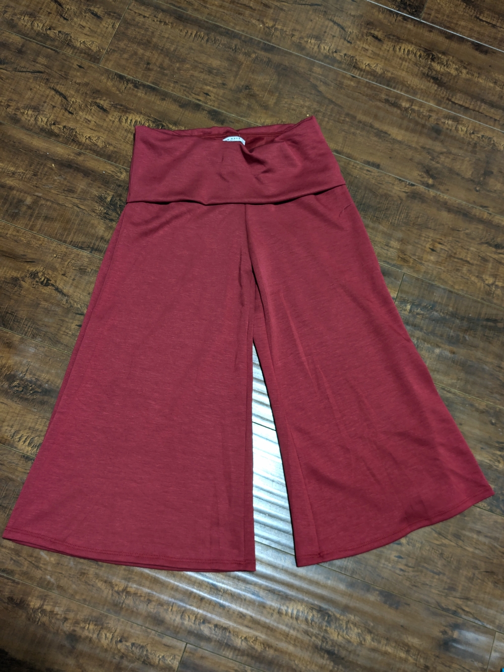 Women's Wide-Leg Red Skirt Pants - Comfortable Fold-Over Waist